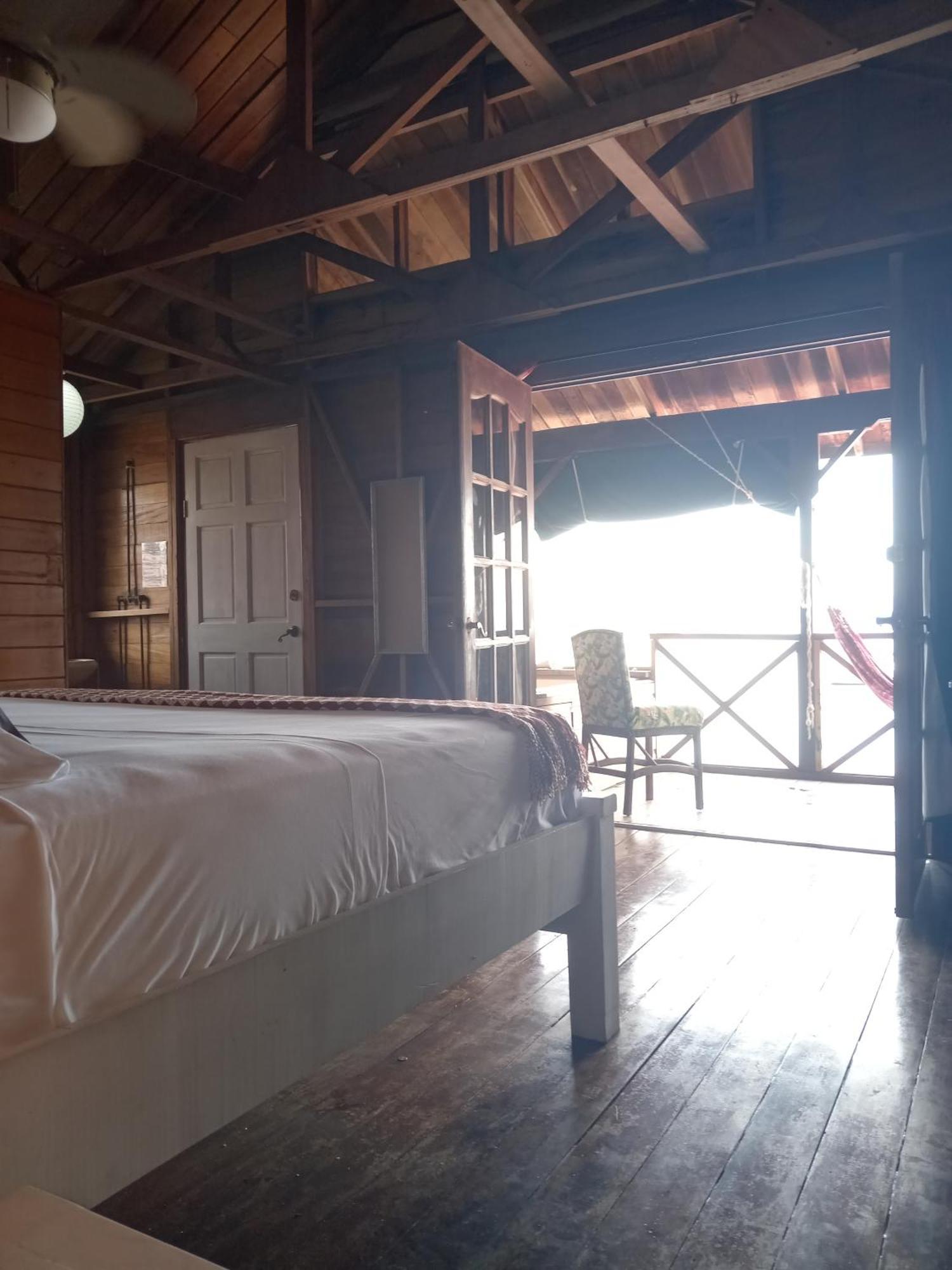 Villa Bahia Del Sol Bocas del Toro Exterior photo